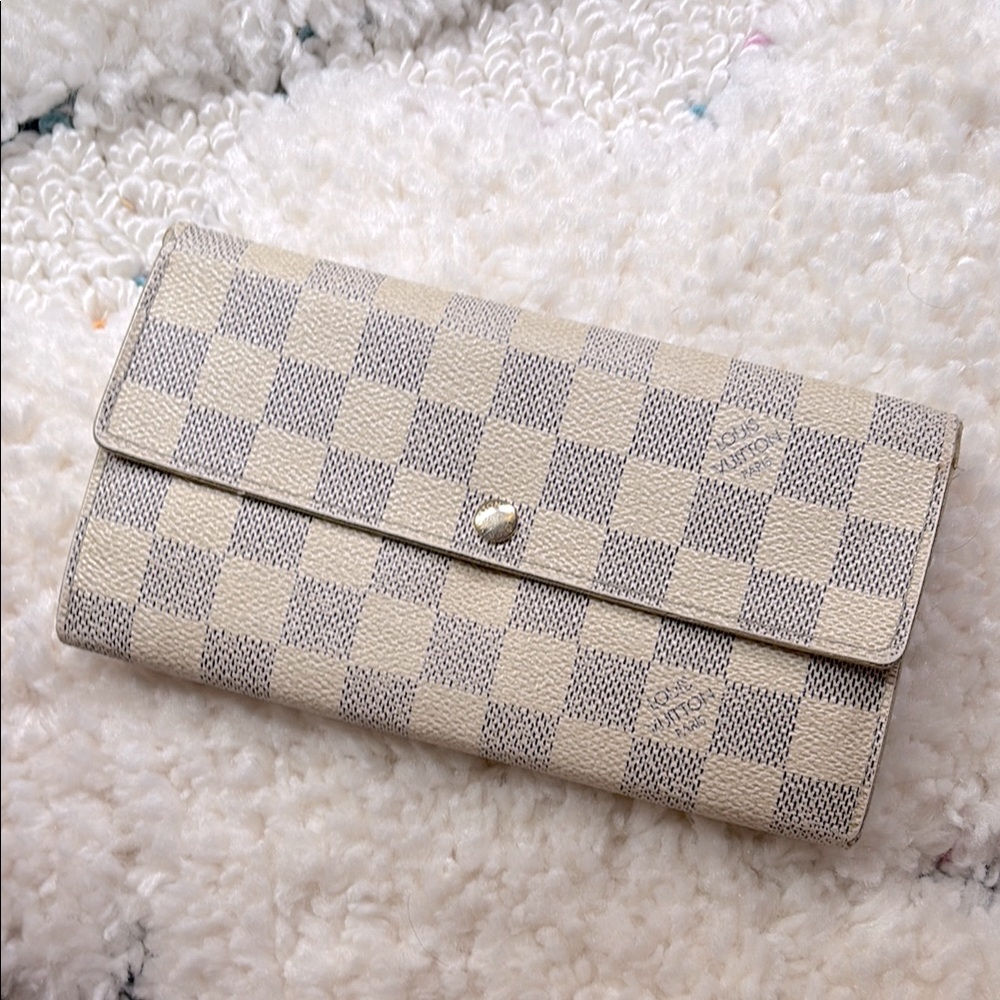 LV Damier Wallet with COA
